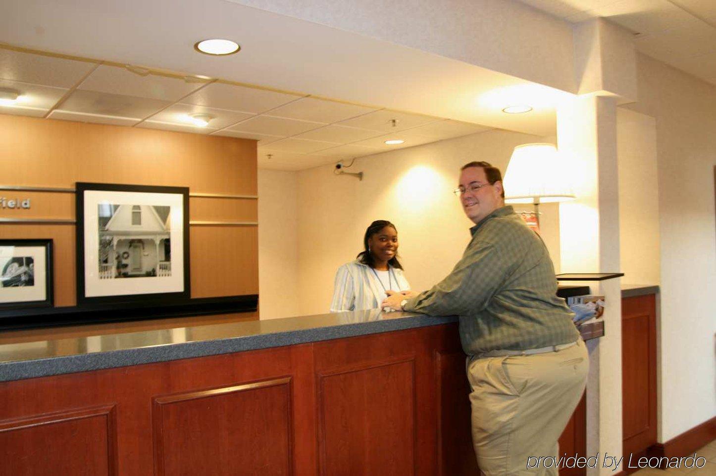 Hampton Inn & Suites, Springfield Sw Interior photo