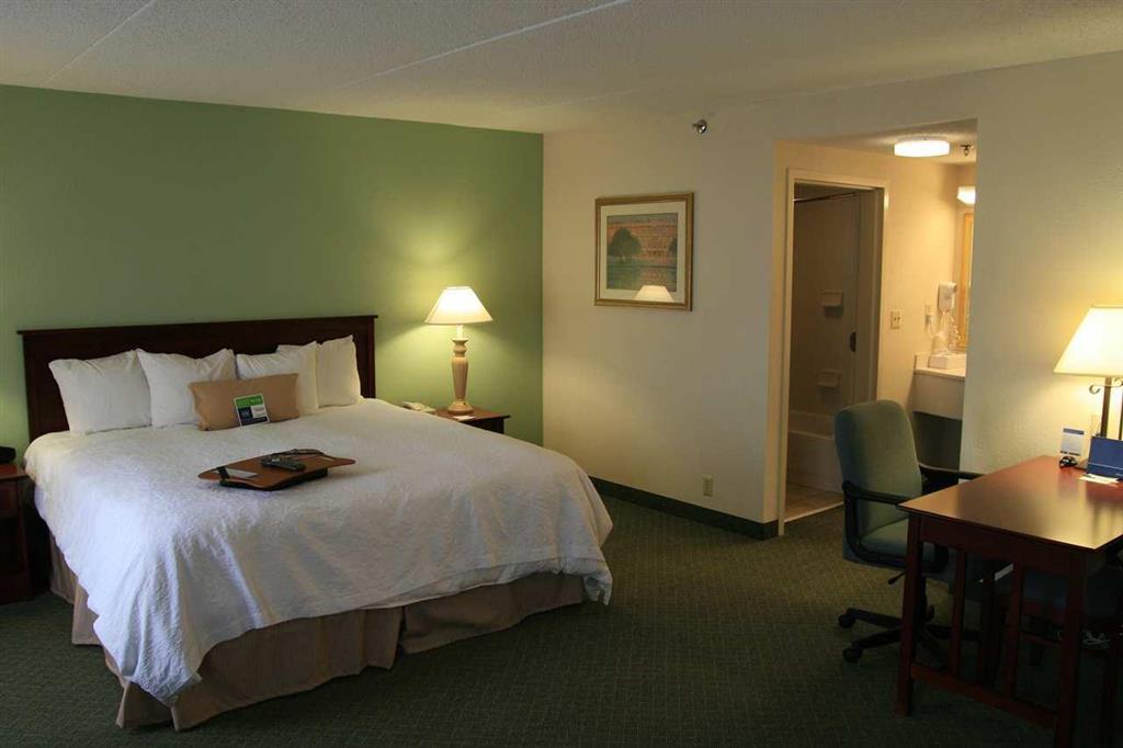 Hampton Inn & Suites, Springfield Sw Room photo